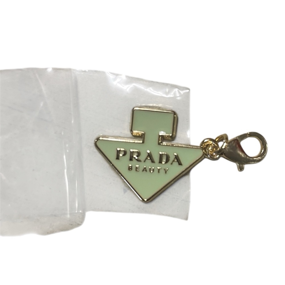 New in Bag Prada Beauty Green VIP Pendant Necklace, 18” Chain - Picture 4 of 4
